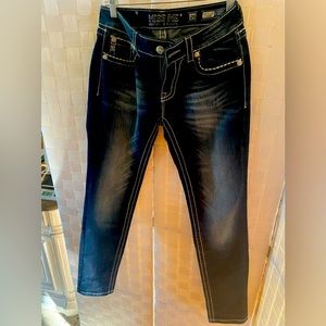New with tags Stylish Miss Me size 29 jeans